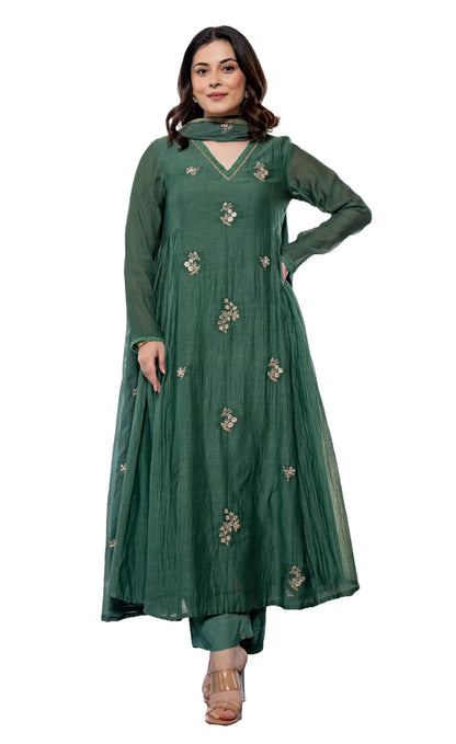 KLOSIA Women Embroidery Solid Anarkali Kurta and Pant Set with Dupatta Green