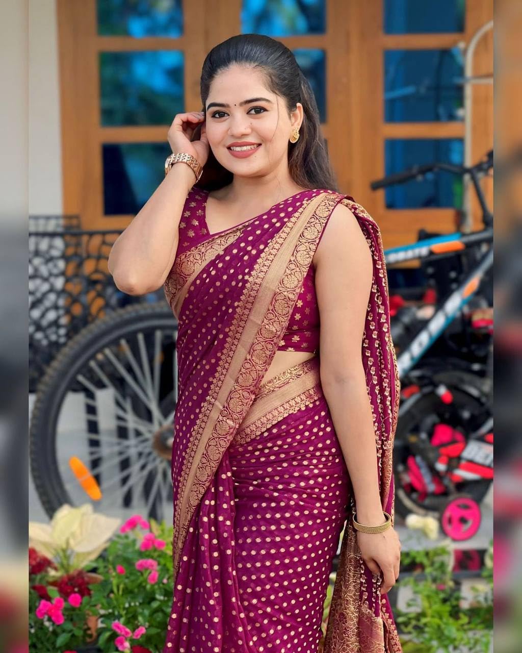 LAVISHBOI Women's Art Silk Blend Banarasi Jacquard Saree With Unstitched Blouse Piece | Sarees For Women | Jacquard Saree | Wedding Banarasi Sari (Maroon) - GenZlyf